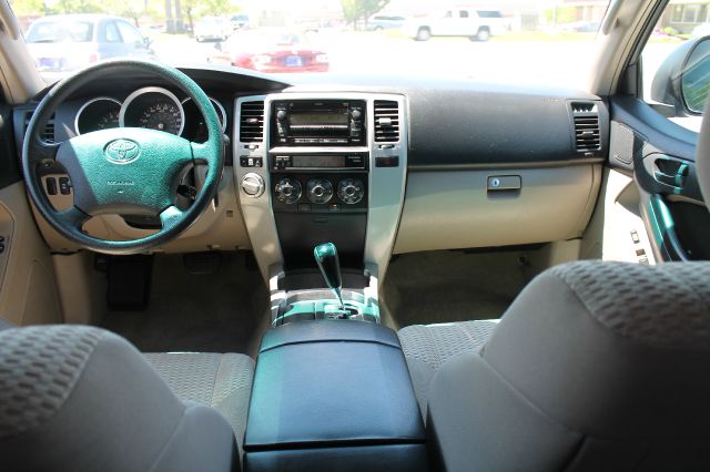 2006 Toyota 4Runner 3.5 H.O V6 Sedan