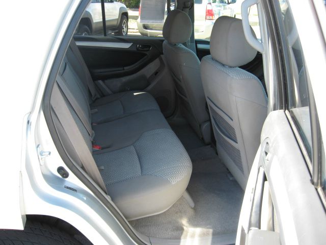 2006 Toyota 4Runner 3.5 H.O V6 Sedan