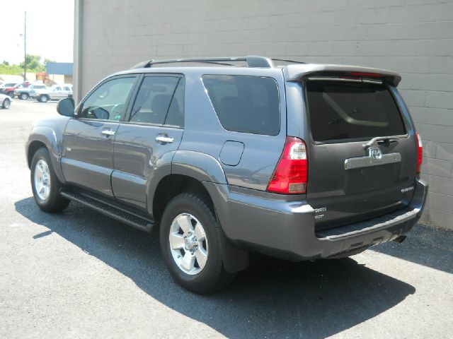 2007 Toyota 4Runner LTZ, DVD, NAV, SUN Roof, Loade