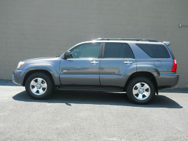 2007 Toyota 4Runner LTZ, DVD, NAV, SUN Roof, Loade