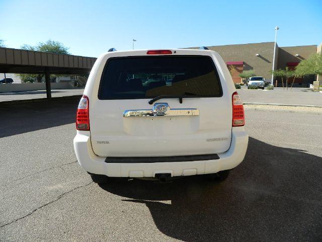 2008 Toyota 4Runner LTZ, DVD, NAV, SUN Roof, Loade