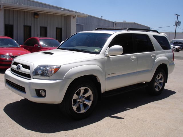 2008 Toyota 4Runner LTZ, DVD, NAV, SUN Roof, Loade