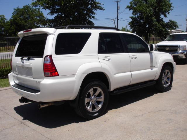 2008 Toyota 4Runner LTZ, DVD, NAV, SUN Roof, Loade