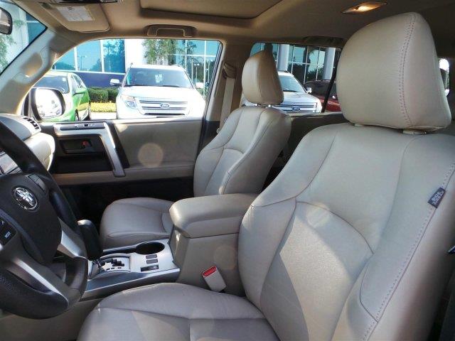 2010 Toyota 4Runner SLT 25