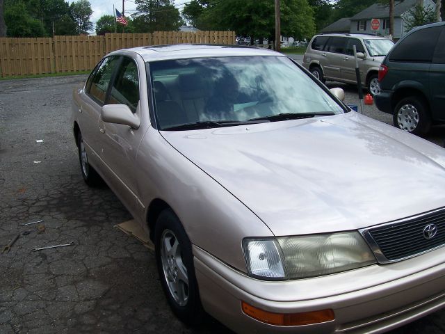 1997 Toyota Avalon XLS