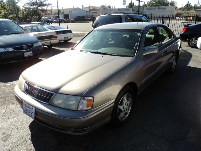 1998 Toyota Avalon Sport 4WD