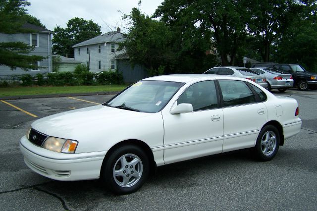 1999 Toyota Avalon Sport 4WD