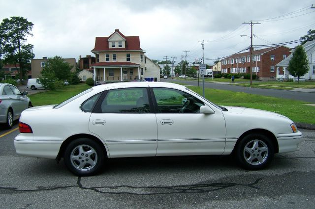 1999 Toyota Avalon Sport 4WD