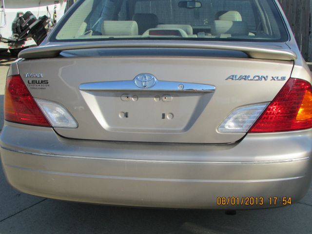 2000 Toyota Avalon XLS