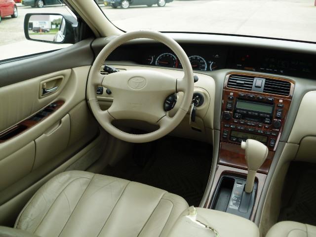 2000 Toyota Avalon XLS