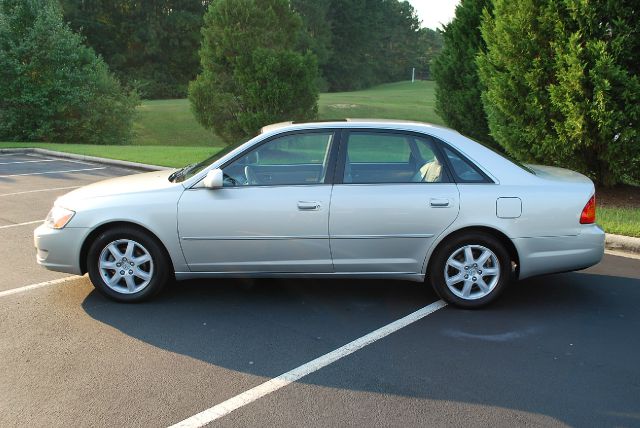 2000 Toyota Avalon XLS