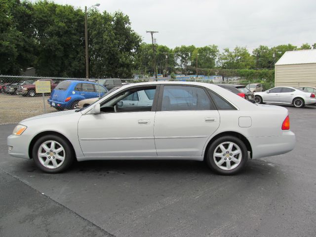 2000 Toyota Avalon XLS