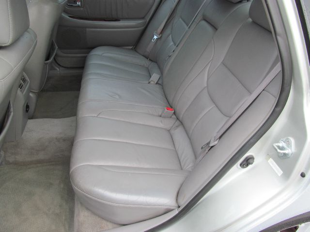 2000 Toyota Avalon XLS