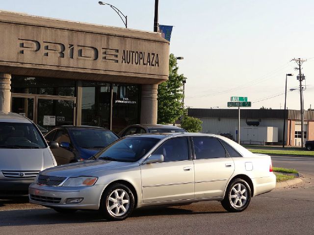 2000 Toyota Avalon XLS