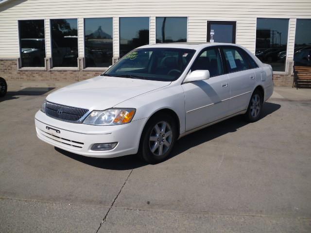 2000 Toyota Avalon XLS