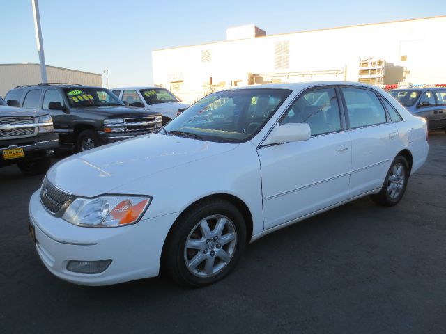 2000 Toyota Avalon XLS