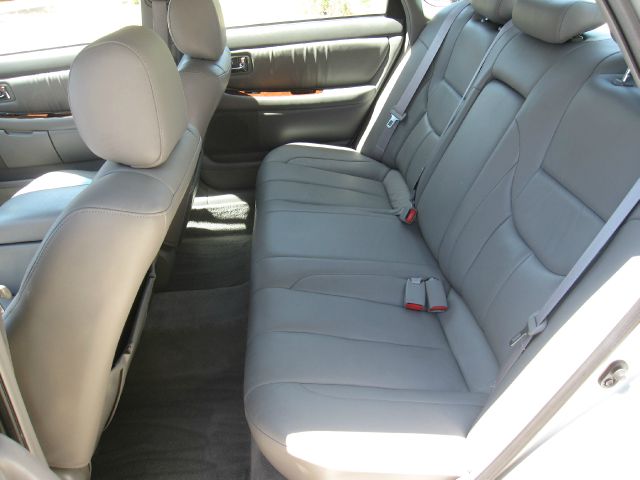 2000 Toyota Avalon XLS