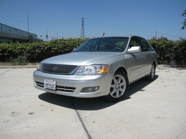 2000 Toyota Avalon XLS