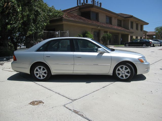 2000 Toyota Avalon XLS