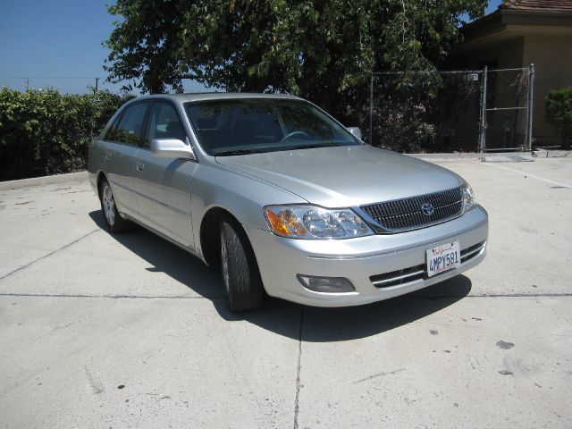 2000 Toyota Avalon XLS