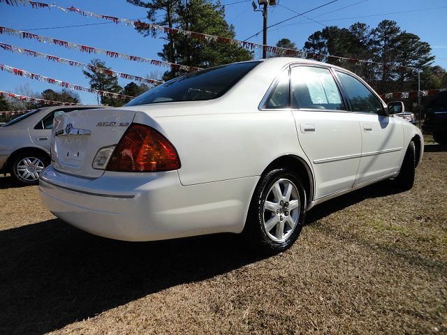 2001 Toyota Avalon XLS