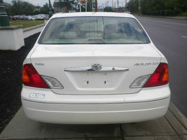 2001 Toyota Avalon Sport 4WD