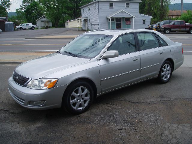 2001 Toyota Avalon XLS