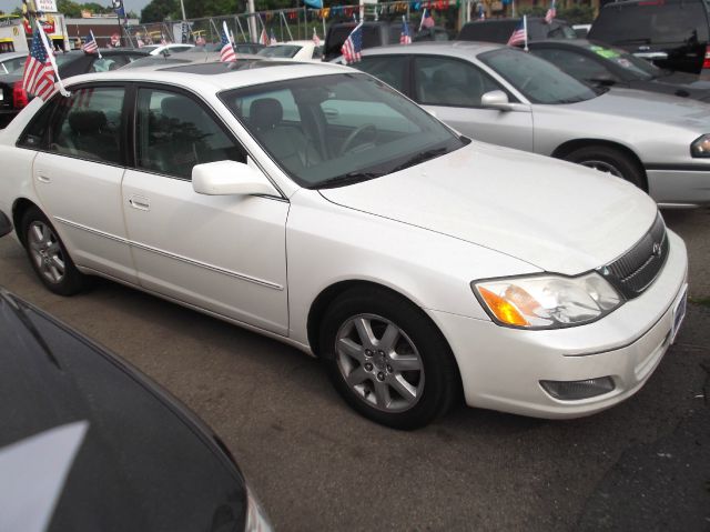 2001 Toyota Avalon XLS