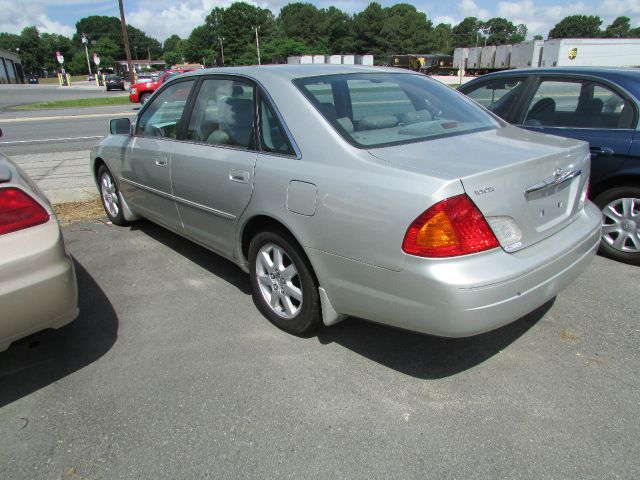 2001 Toyota Avalon XLS