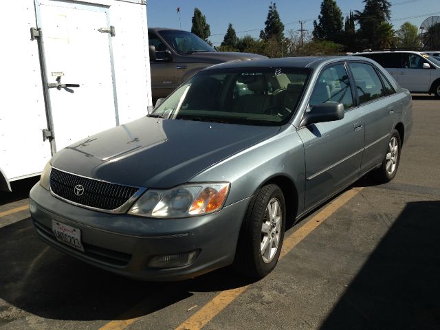 2001 Toyota Avalon Sport 4WD