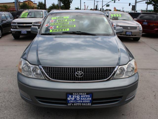 2001 Toyota Avalon XLS