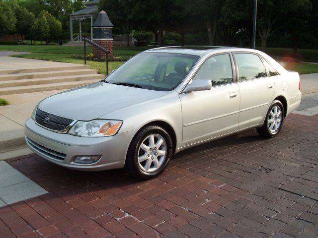 2002 Toyota Avalon XLS