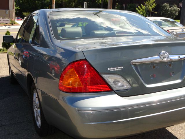 2002 Toyota Avalon XLS