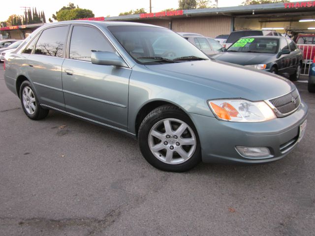 2002 Toyota Avalon XLS