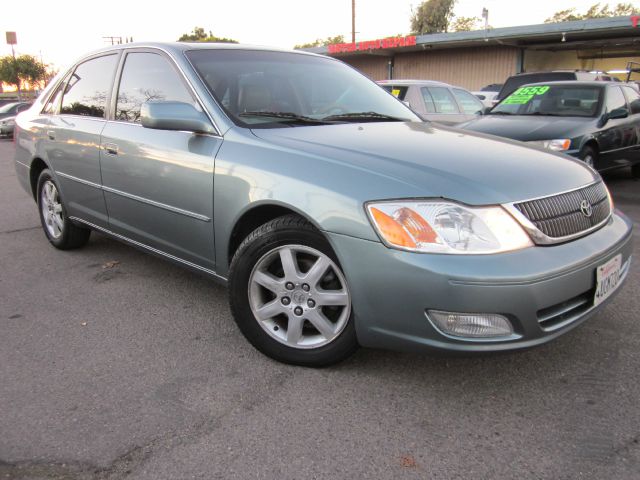 2002 Toyota Avalon XLS