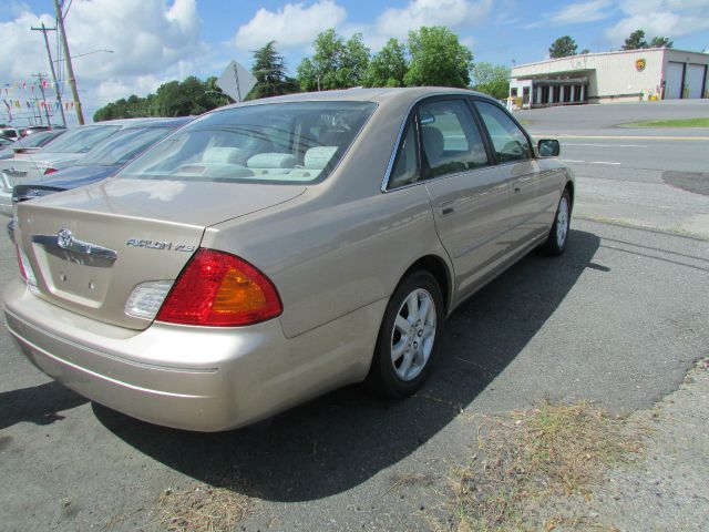 2002 Toyota Avalon XLS