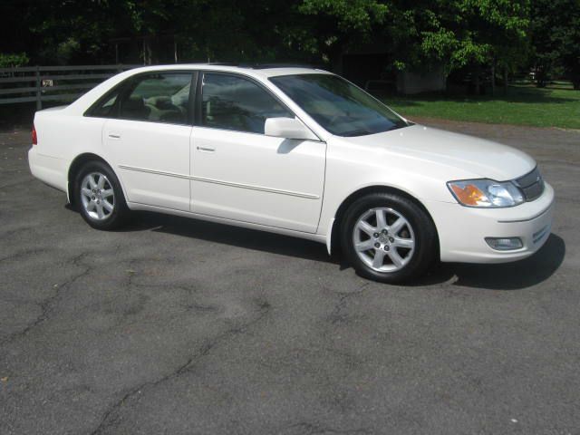 2002 Toyota Avalon Sport 4WD