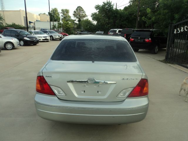 2002 Toyota Avalon XLS