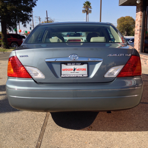 2002 Toyota Avalon XLS