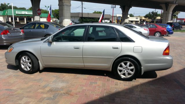 2002 Toyota Avalon XLS