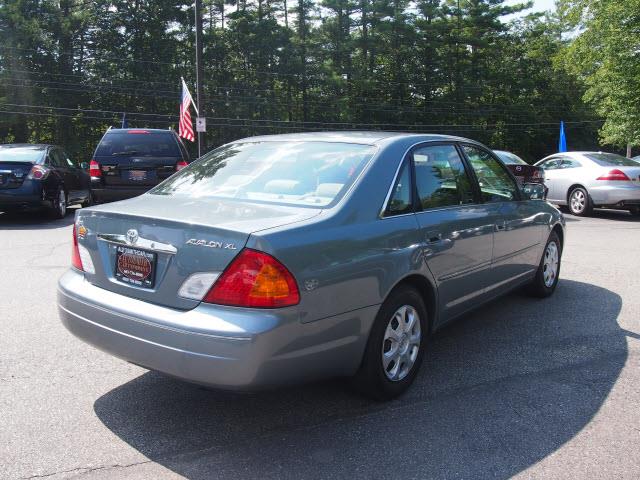 2002 Toyota Avalon I Sport W/6 Speed