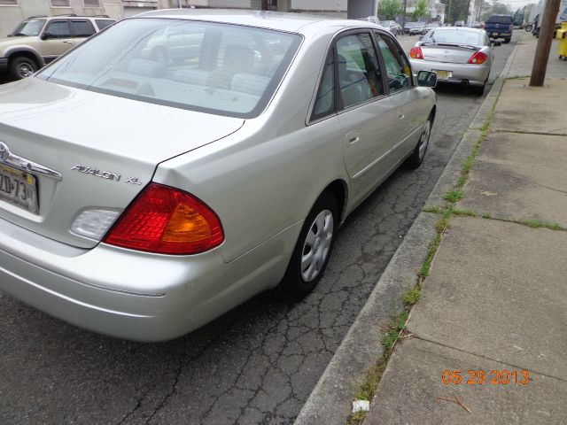 2002 Toyota Avalon Sport 4WD