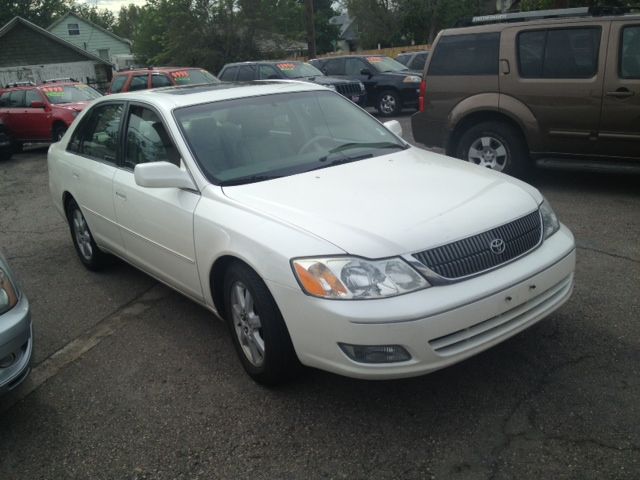 2002 Toyota Avalon XLS