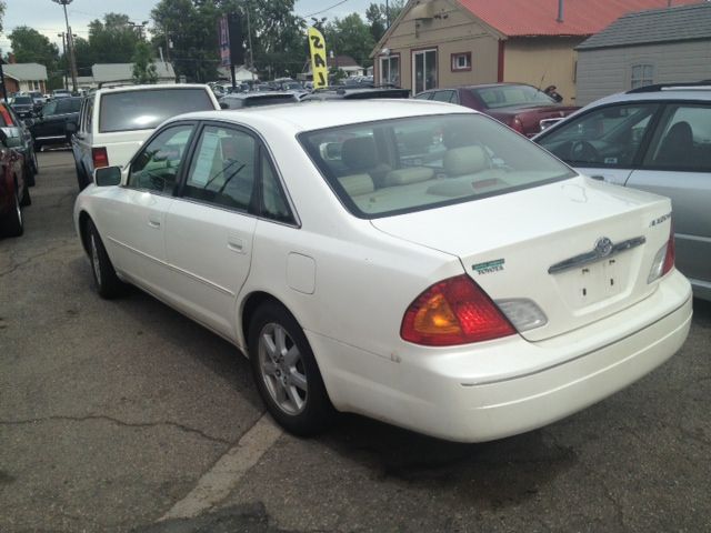 2002 Toyota Avalon XLS