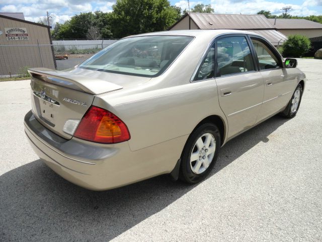 2002 Toyota Avalon Sport 4WD