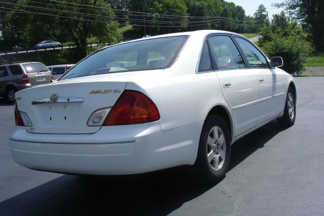 2002 Toyota Avalon T6/ AWD