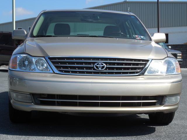 2003 Toyota Avalon XLS