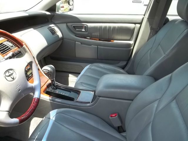 2003 Toyota Avalon XLS