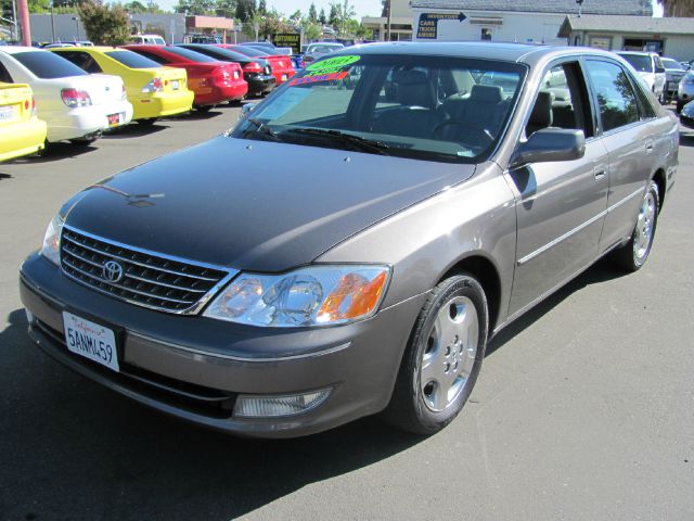 2003 Toyota Avalon XLS