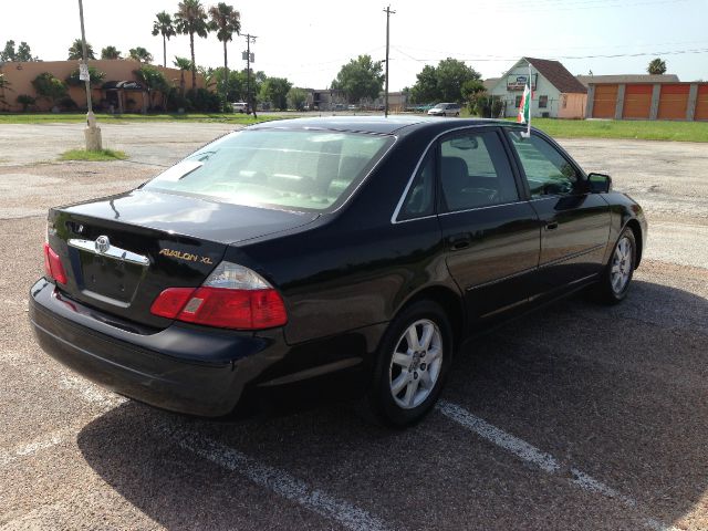 2003 Toyota Avalon Sport 4WD